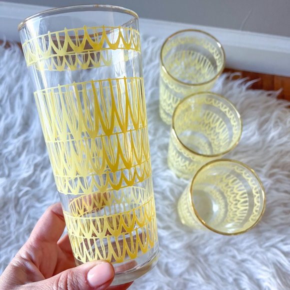 Vintage Hazel Atlas "Hazelware" Yellow Arch Design Glasses with Gold Foil Rim